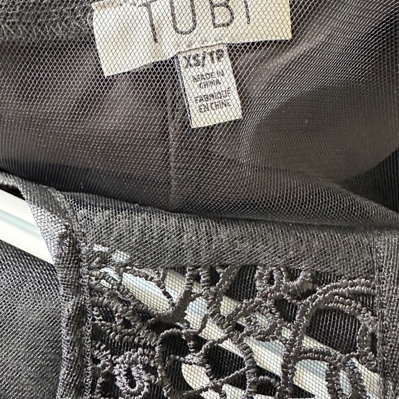 TOBI MILAGROS LACE MIDI DRESS - BLACK XS - Picture 3 of 4